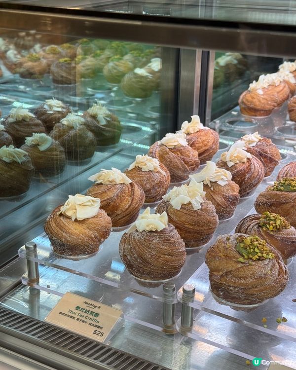 Hashtag B🐣 新推出🆕拿破崙千層紫米燕麥撻🥧✨ 