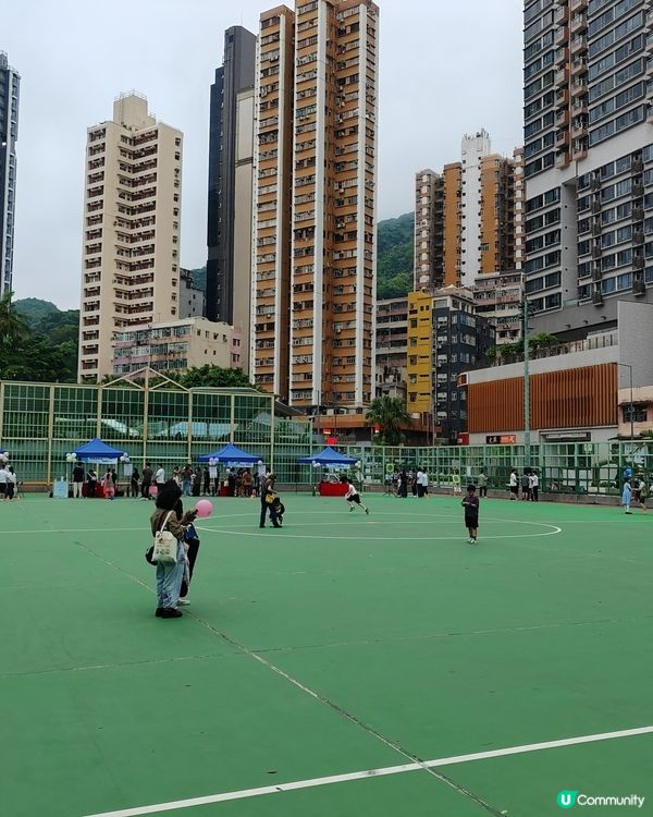 筲箕灣少有舉辦的攤位活動。