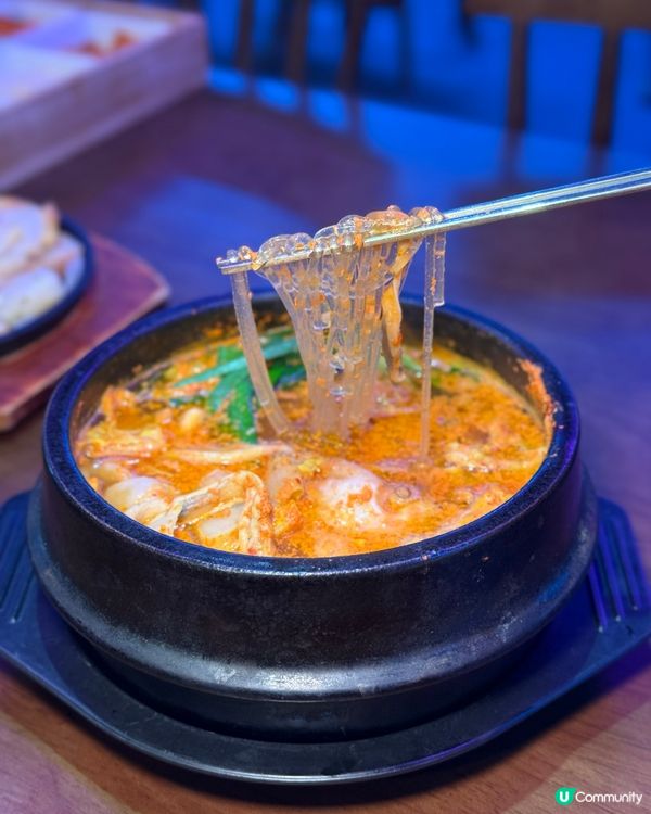 釜山傳統韓菜．原隻章魚鍋