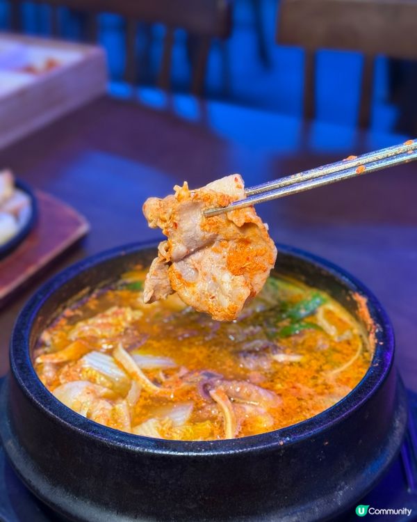 釜山傳統韓菜．原隻章魚鍋