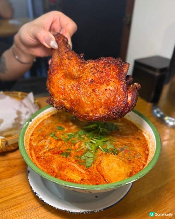 巷仔爆紅小食．生炸大雞髀