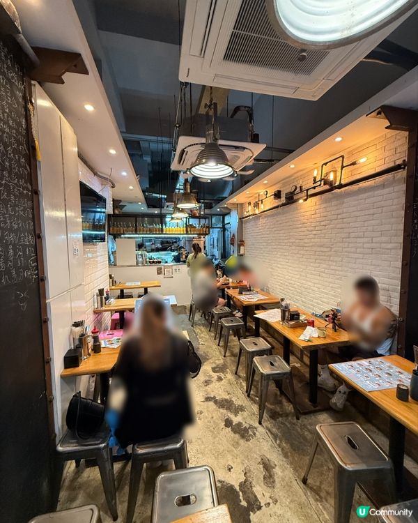 巷仔爆紅小食．生炸大雞髀