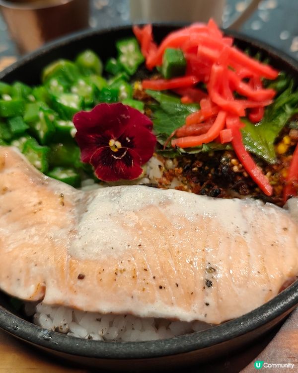 **📝 一個人嘅小確幸！Couch CLUB慢活午餐食評 🍽...