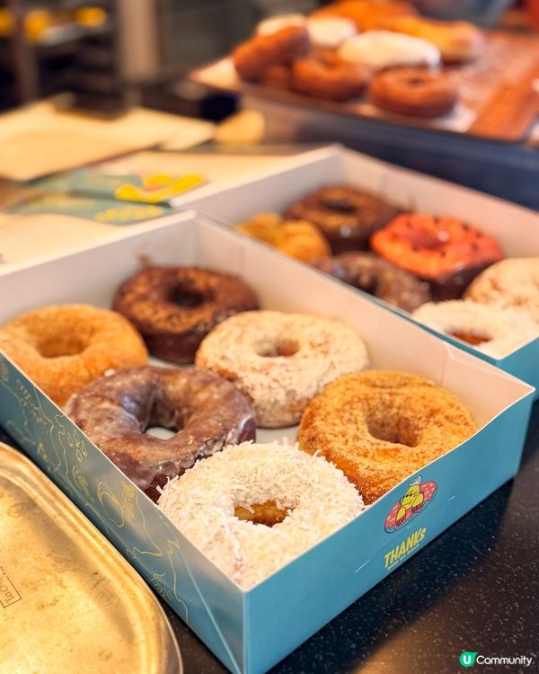 沖繩美食之旅！🍩 水族館附近嘅冬甩😋
