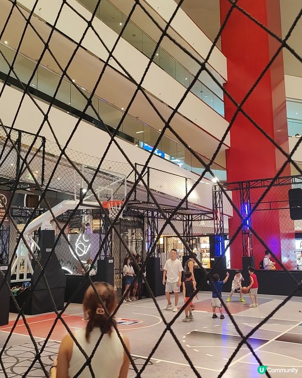 太古城NBA 主題打卡。