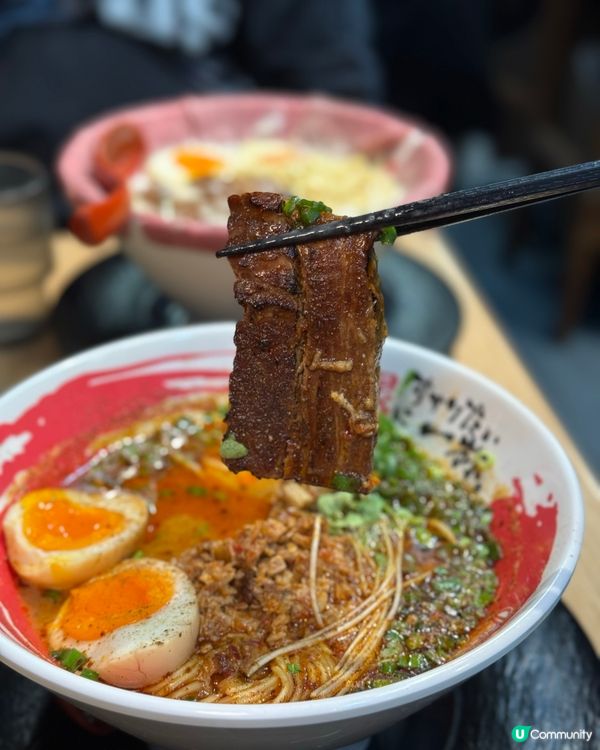 大阪過江龍·泡沫系牛骨白湯拉麵