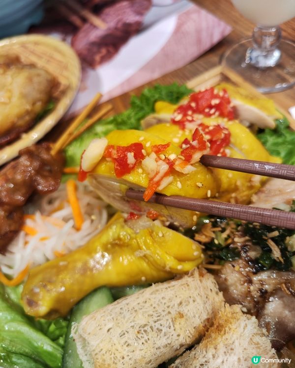 ✍️【廟街抵食大份越南菜！超巨型小食拼盤＋爆汁豬扒飯】