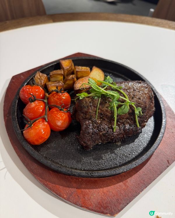 啟德零售館打卡新地標！網球牆超靚🤩