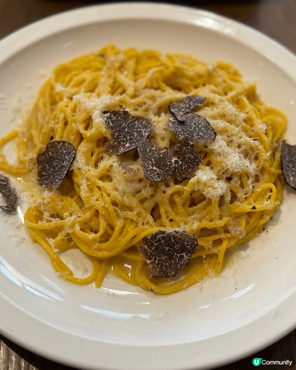 地中海沙律🥗+黑松露意粉🍝！荔枝角美食😋！