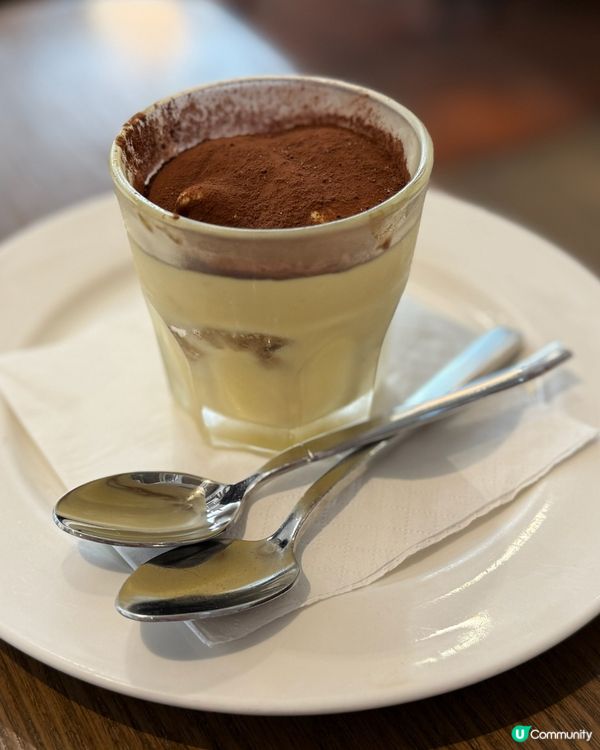 地中海沙律🥗+黑松露意粉🍝！荔枝角美食😋！