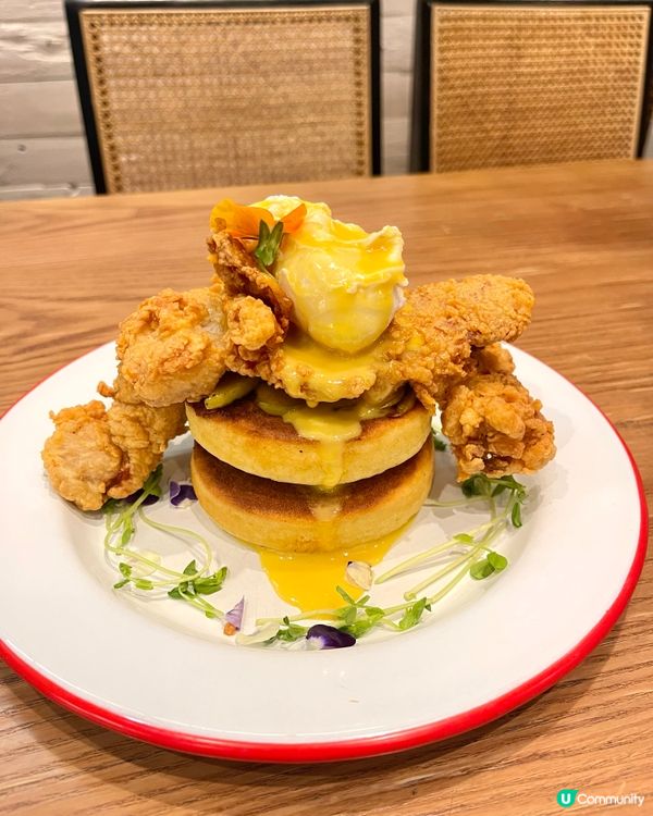 香噴噴炸雞班戟 🐶雙眼發光