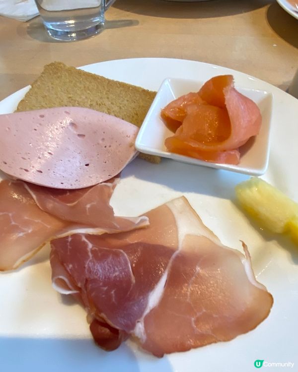 德國酒店的自助早餐