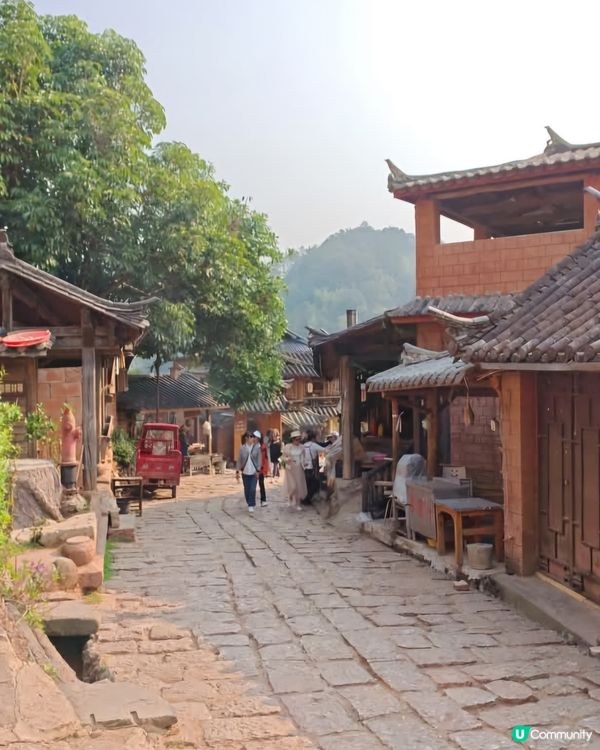 雲南那柯里村百年茶路古老建築物