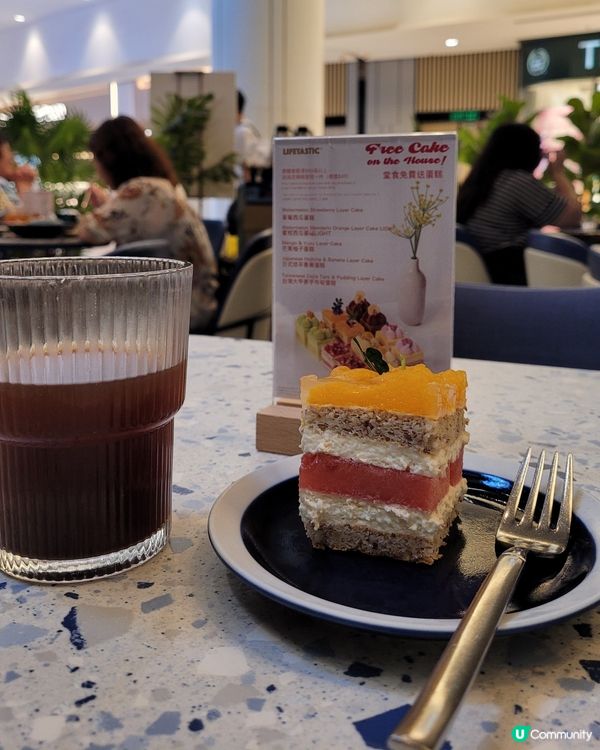 堂食午餐送蛋糕🍰😊