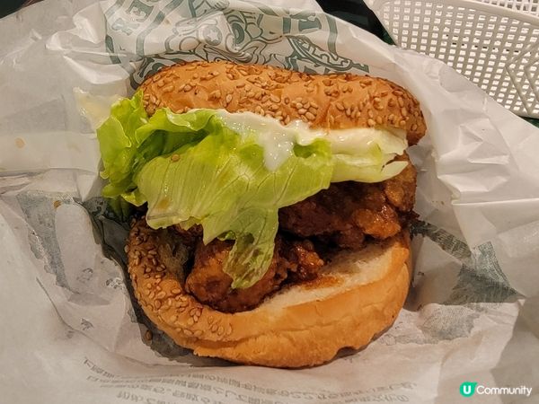 函館必食漢堡飽店 - 幸運小丑漢堡 周圍都係打位 好味又抵食