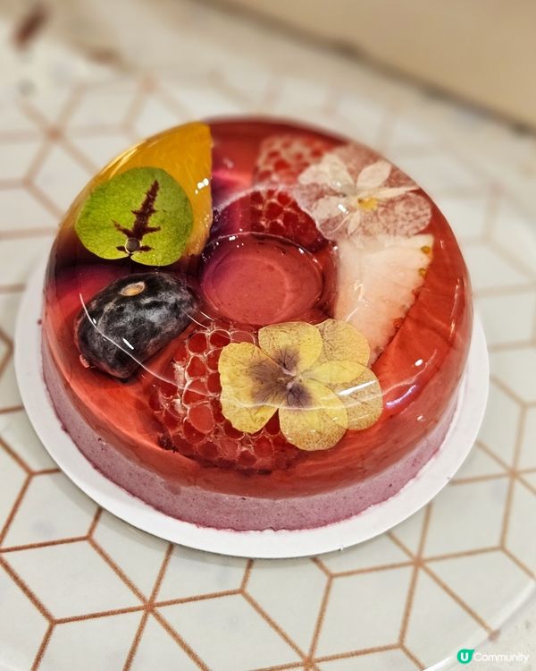 成日去LA FAMILLE 買蛋糕，行過海港城分店原來佢都有...