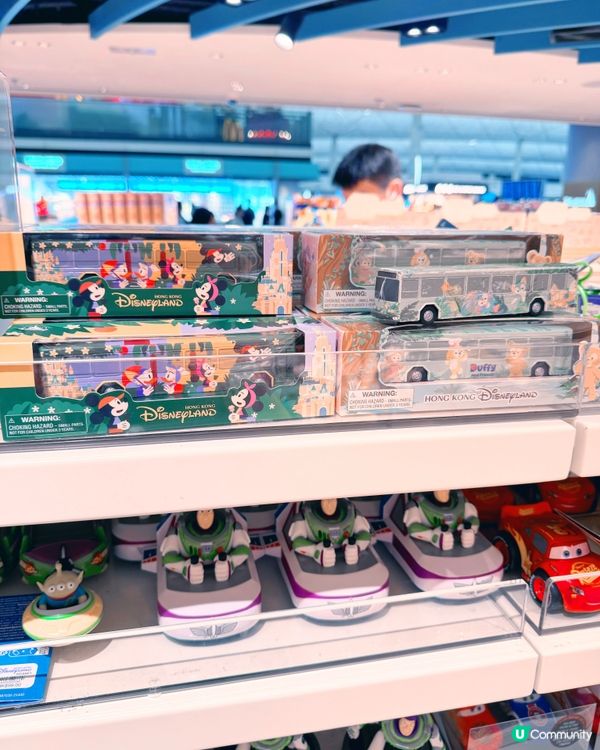 迪士尼5玩具總動員機場店 🛍️✨