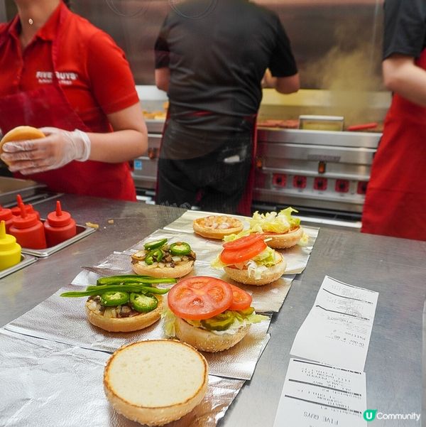 Five Guys🍔 x 李錦記🔥火辣聯乘🌶️