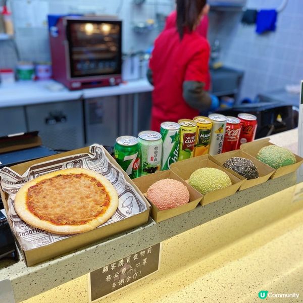 寶琳街市最近新開左間burger店🤩🤩