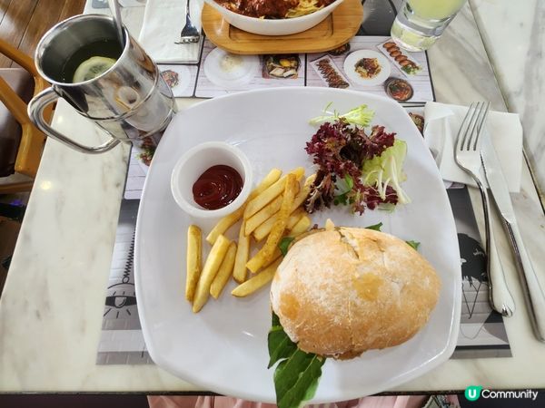 ## 新港城海濤居下午茶好去處😋