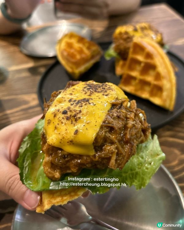 薄撐窩夫配虎蝦