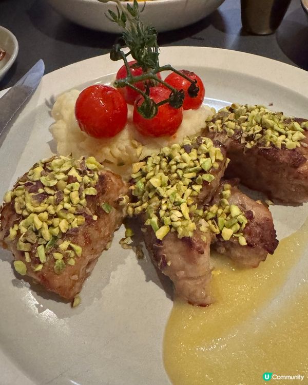 型格的酒吧餐廳