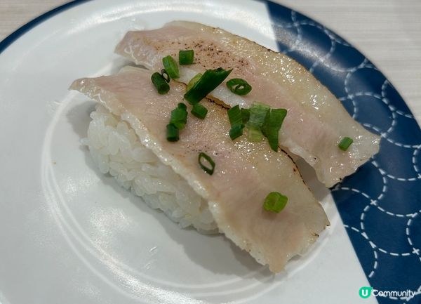 位於佐敦繁華鬧市中的迴轉壽司店Hama sushi，招牌的呑...