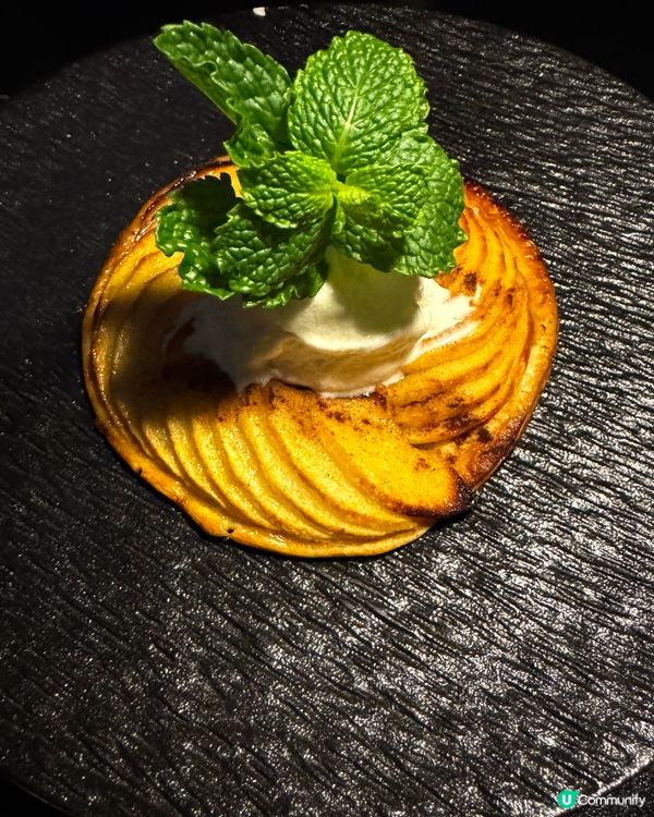 鬧市中的戶外露天西餐