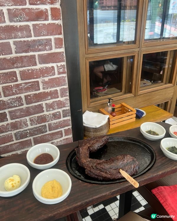 中環碳火牛扒🥩  環境舒服，同朋友傾計一流！