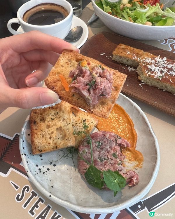 中環碳火牛扒🥩  環境舒服，同朋友傾計一流！