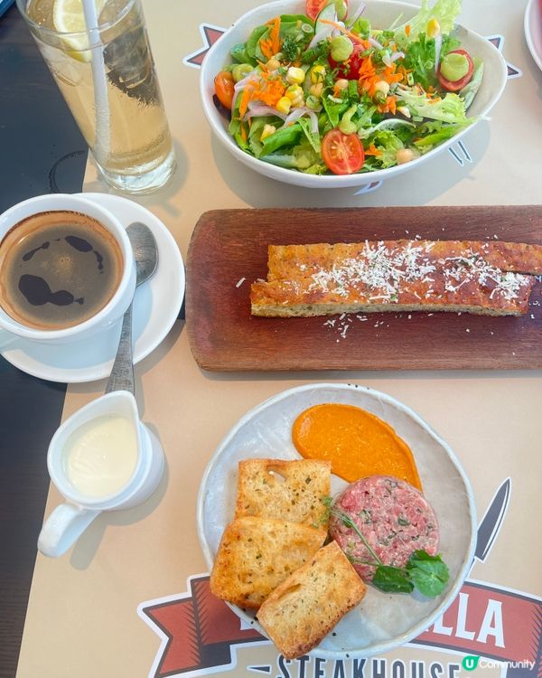 中環碳火牛扒🥩  環境舒服，同朋友傾計一流！