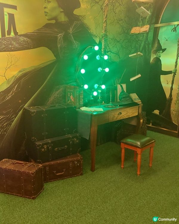 Wicked 魔法壞女巫打卡區