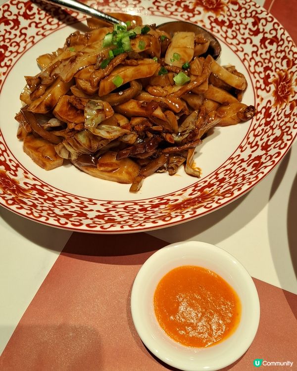 又去试新店，好味，環境唔錯。