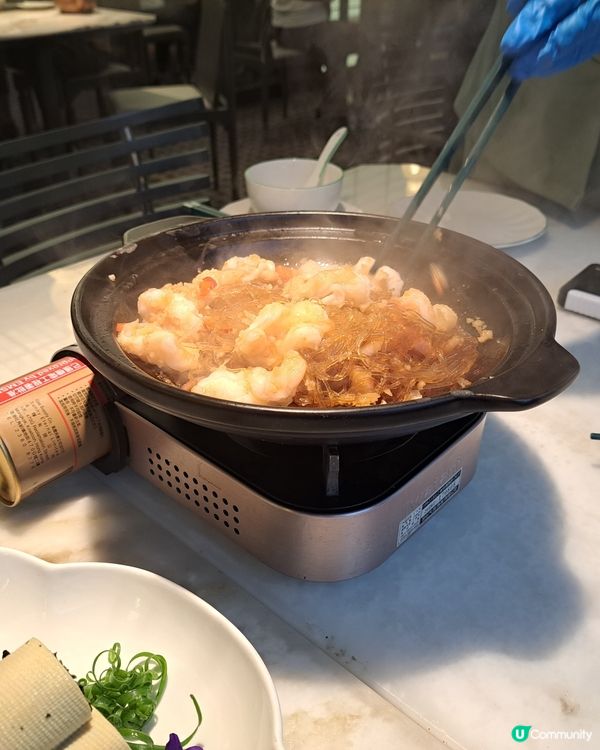 舊同學飯眾，開開心死。食乜已已經唔重要。