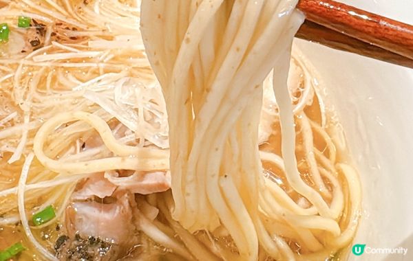 【貝汁鹽味拉麵 vs 貝汁醬油拉麵】