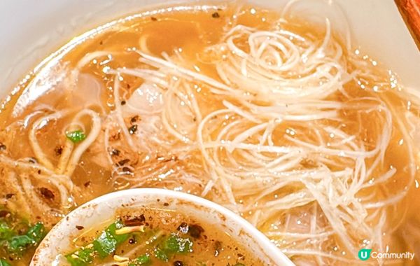 【貝汁鹽味拉麵 vs 貝汁醬油拉麵】