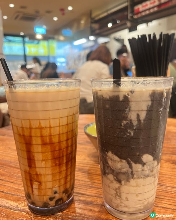 招牌麻婆腐皮蛋餅🤤！老乾媽炒米粉夠惹味😋！