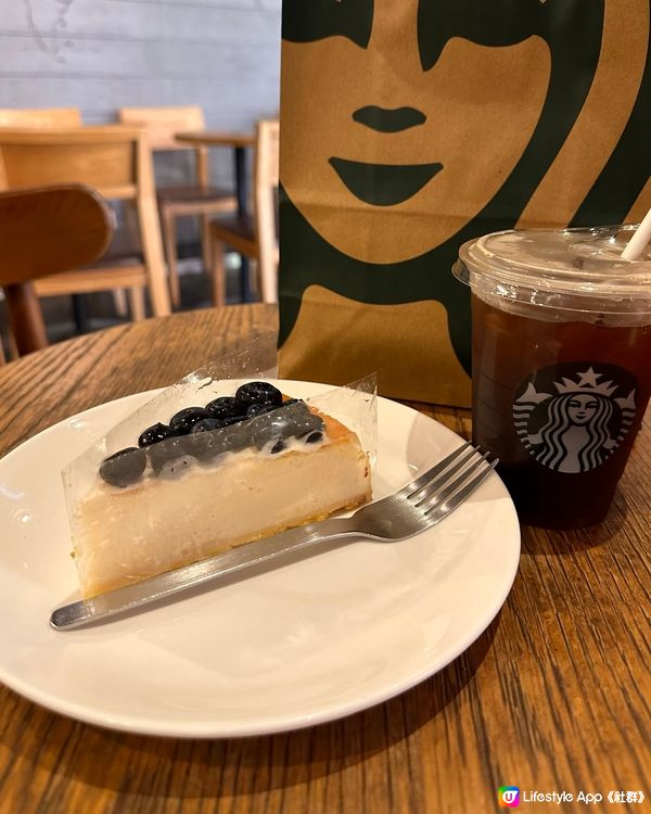 Starbucks 紐約藍莓芝士蛋糕