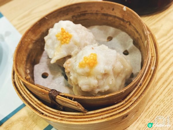 阿媽鍾意飲茶，所以拉埋佢周圍搵一些未嘗試過既點心店，今次我地...