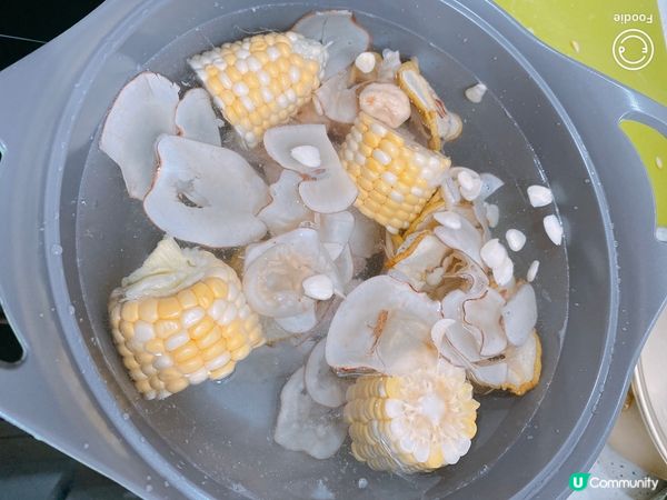 海底椰雪梨乾無花果煲瘦肉