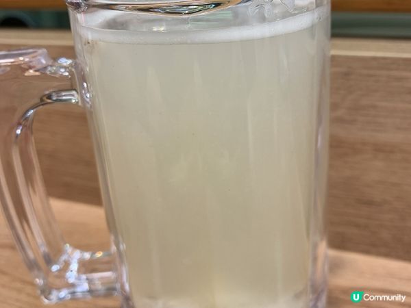 呢間餃子專門店，今晚行開呢個商場先知原來呢度又開一間，開放式...