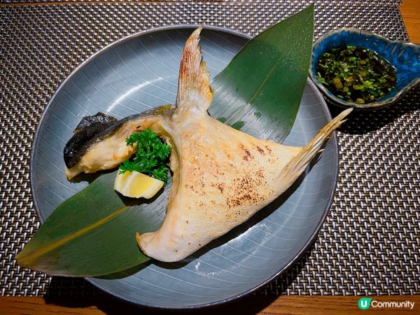 主打各式日本料理，手握壽司及和風小食