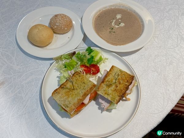 健怡午市套餐😍 有多款三文治/沙律供選擇💖✌🏻