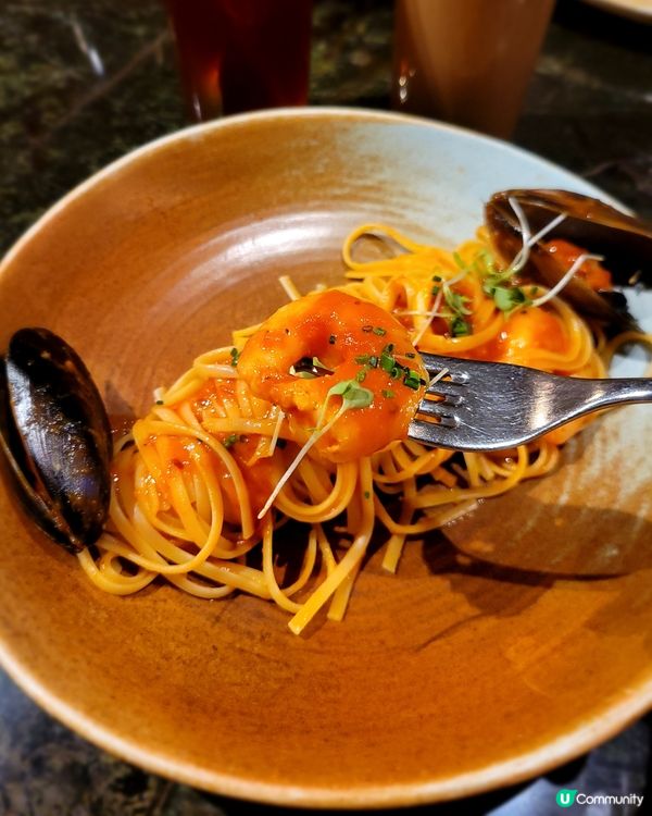 香辣海鮮意粉🍝！料足味正超開胃😋！