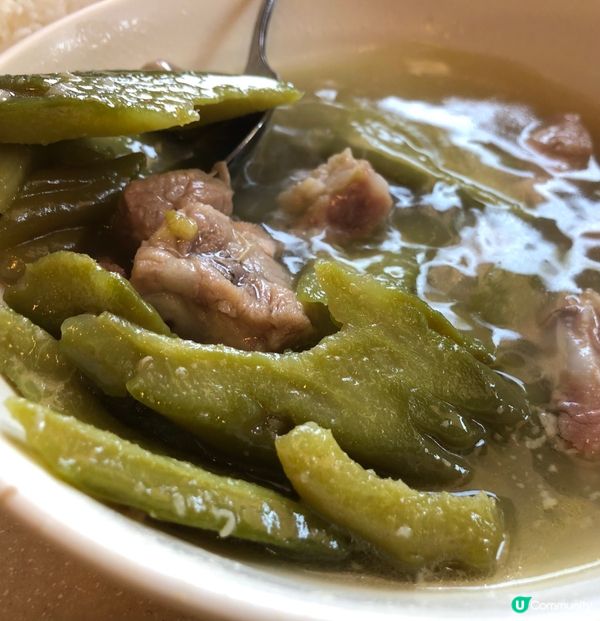 苦瓜排骨黃豆湯😋清下熱唔錯..飲落回甘好好味..啱晒一家大小...