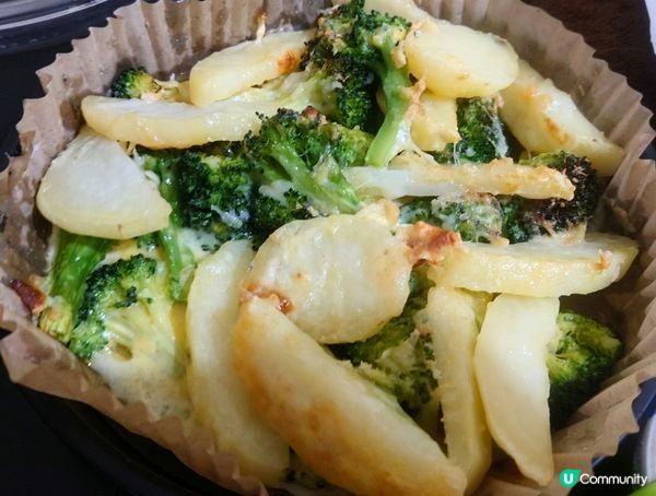 芝士焗西蘭花薯仔