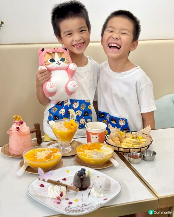 貓貓主題甜品店