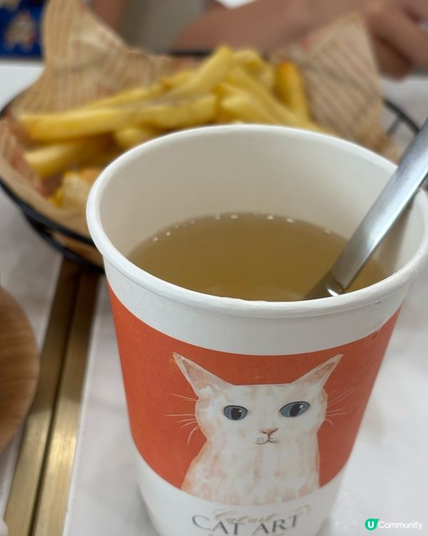 貓貓主題甜品店