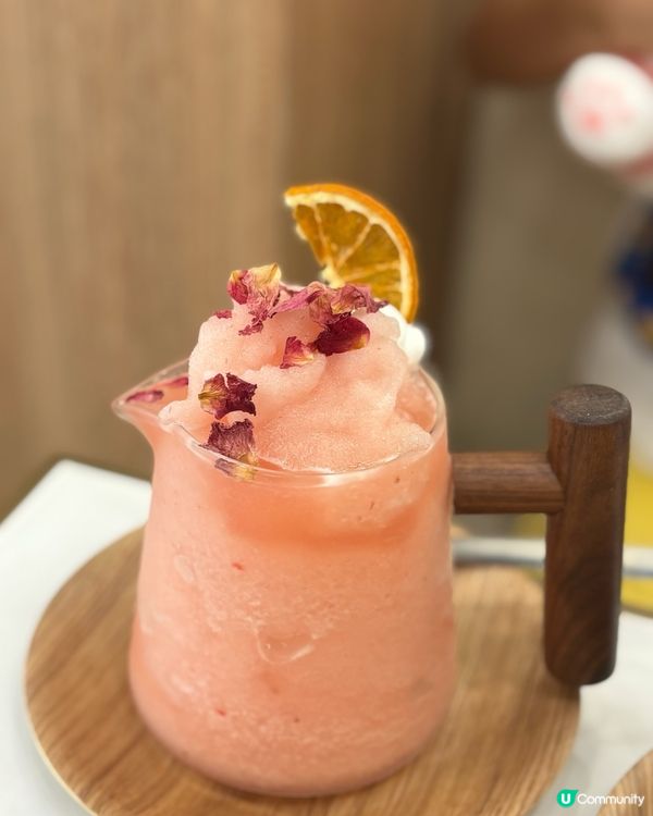 貓貓主題甜品店