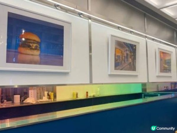 週末去了荃灣閒逛　走著走著便來到這間電影感十足的漢堡店